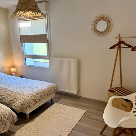 Belle Maison A Grigy * Μετς