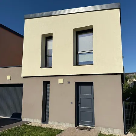 Belle Maison à Grigy Casa de Férias *